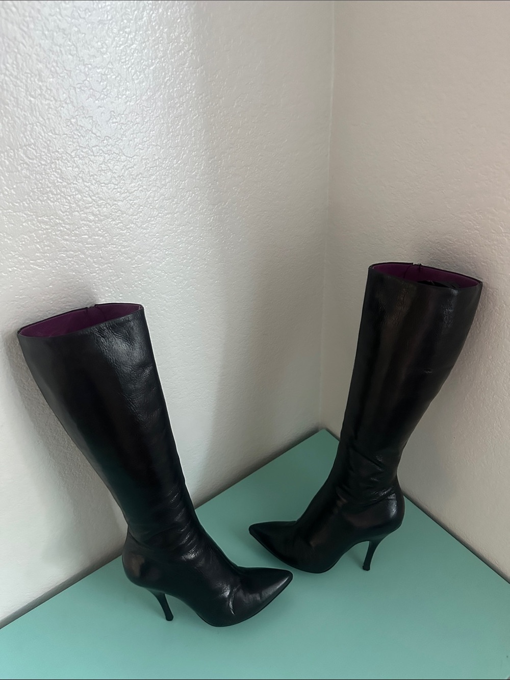 Dolce & Gabbana Mafia Chick leather knee high stiletto boots-size 36 1/2-used - Picture 15 of 17